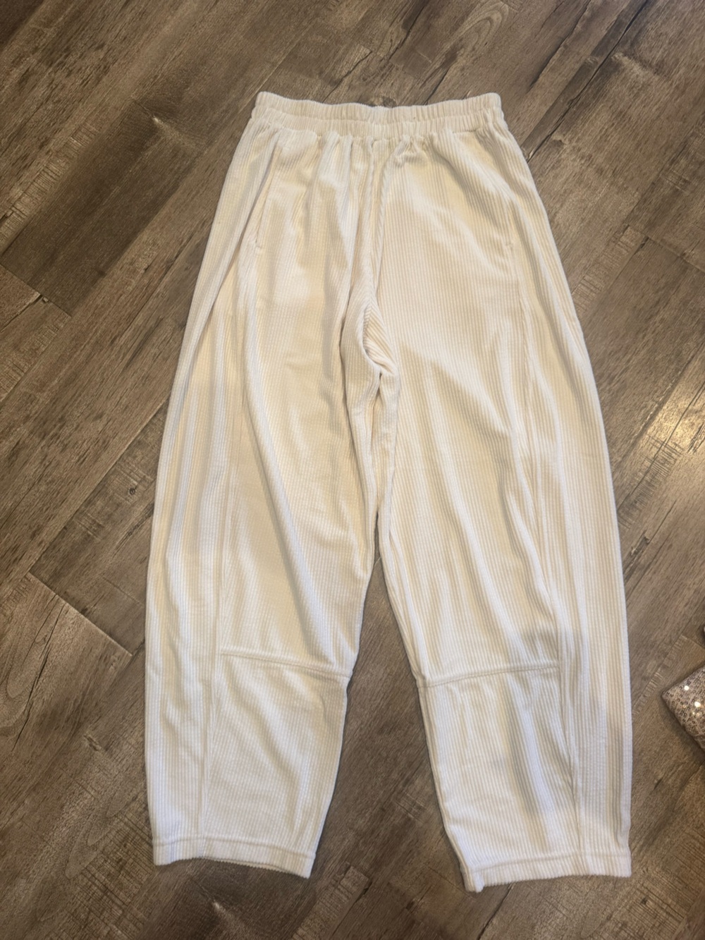 Max Studio Kids Cream Corduroy Barrel Leg Pants